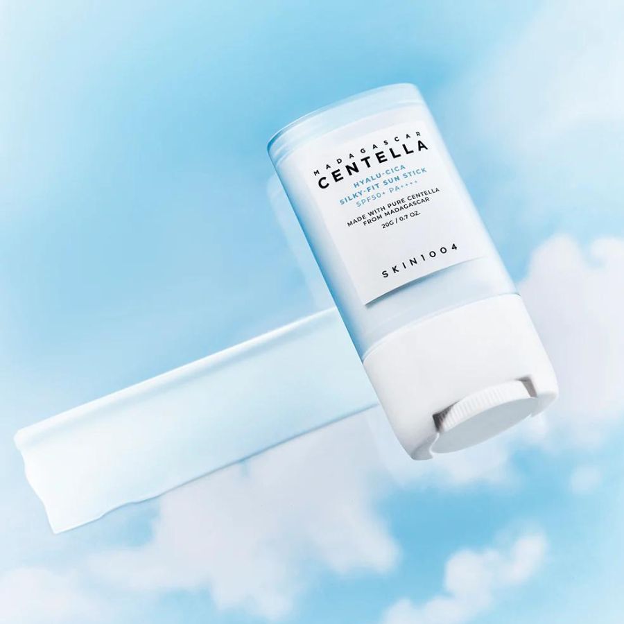 Skin1004 Centella Hyalu-Cica Silky-Fit Solstick SPF50+ Beroligende Fuktighetsgivende