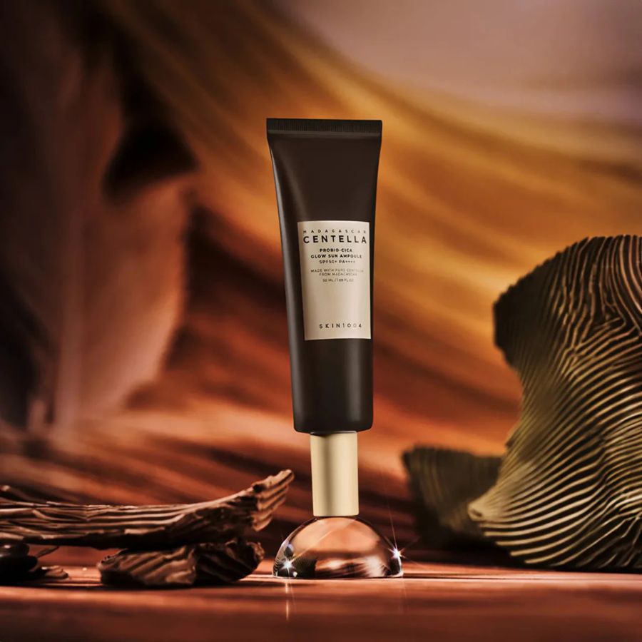 SKIN1004 Madagascar Centella Probio-Cica Glow Solampull SPF50 PA++++