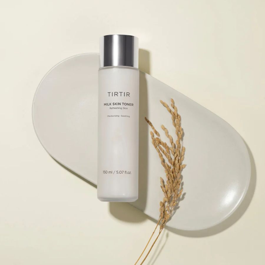 TIRTIR Milk Skin Toner med ceramider, niacinamide og fukt