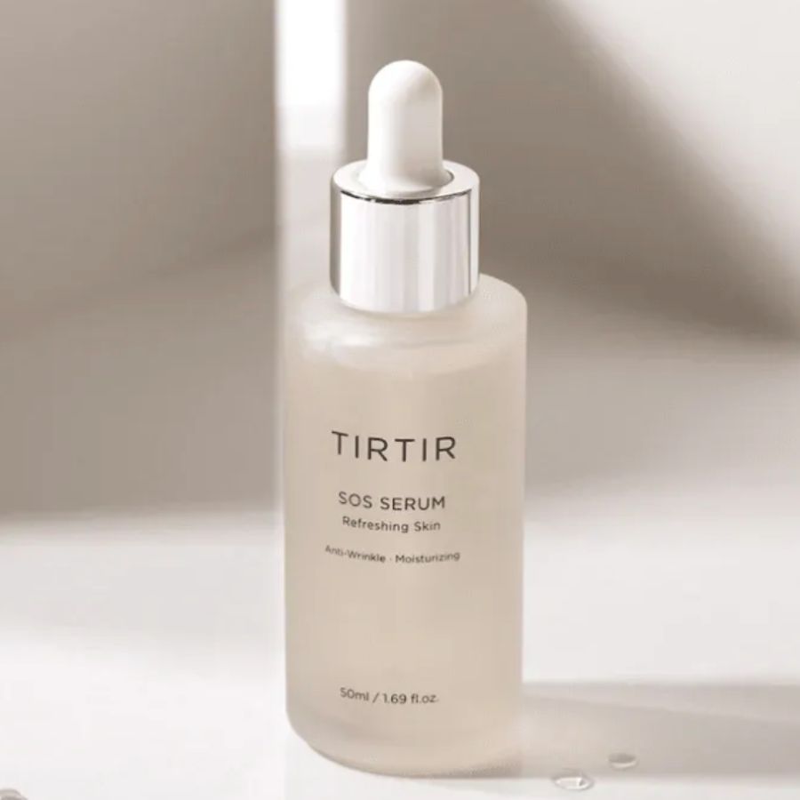 Fuktgivende SOS-serum med polyglutaminsyre, peptider og antioksidanter for sensitiv hud